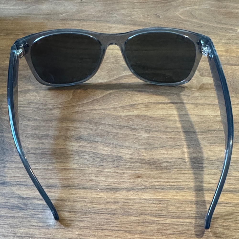 Ray-Ban New Wayfarer Unisex Sunglasses with Case - Picture 9 of 9